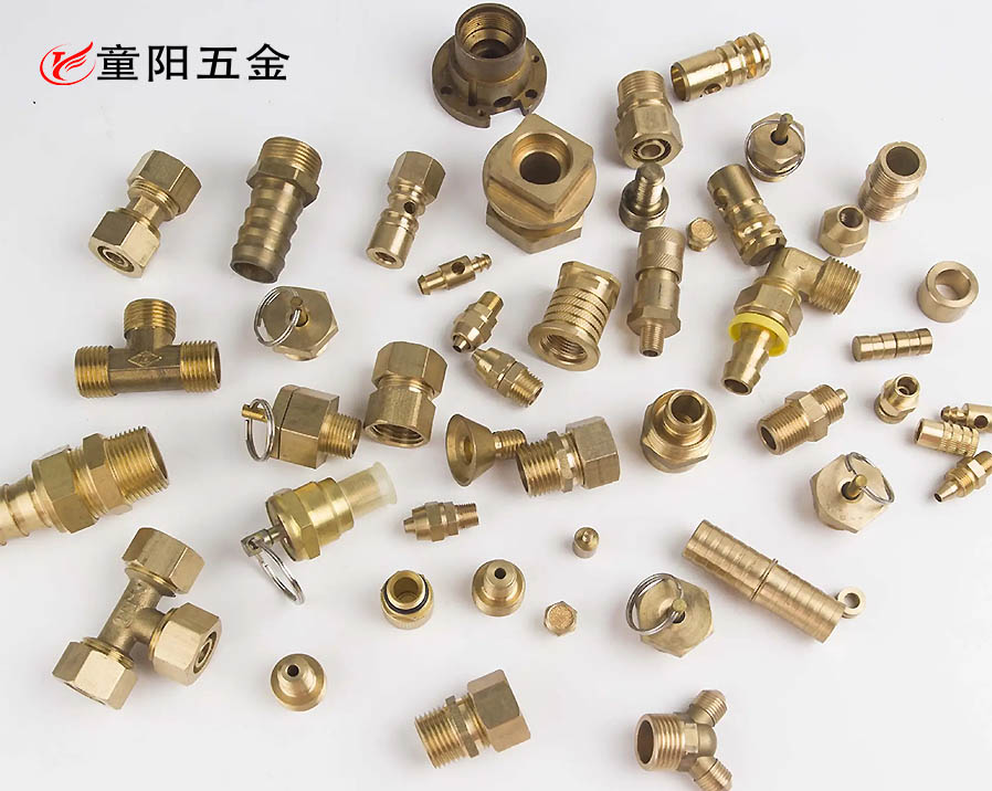 走芯機加工銅管轉(zhuǎn)接頭